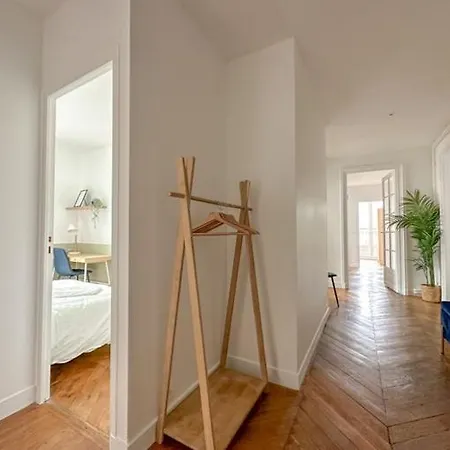 Hotel Flexliving - - Septembre *